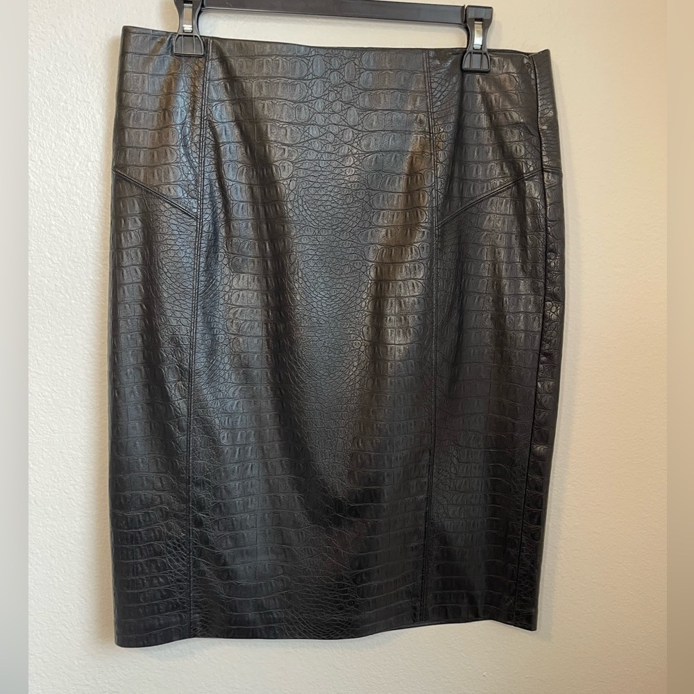 Marc New York Women’s Black Croc-Embossed Pencil Skirt‎ Size Large